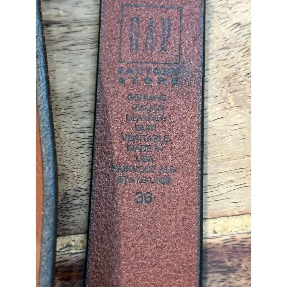 Gap Men's Brown Smooth Leather Metal Buckle Belt Size 36
